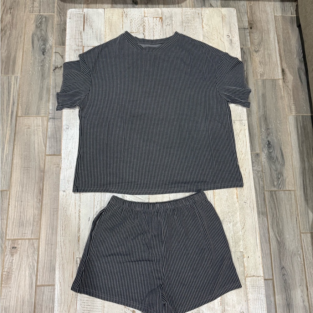 Black and Gray Striped Lounge Set